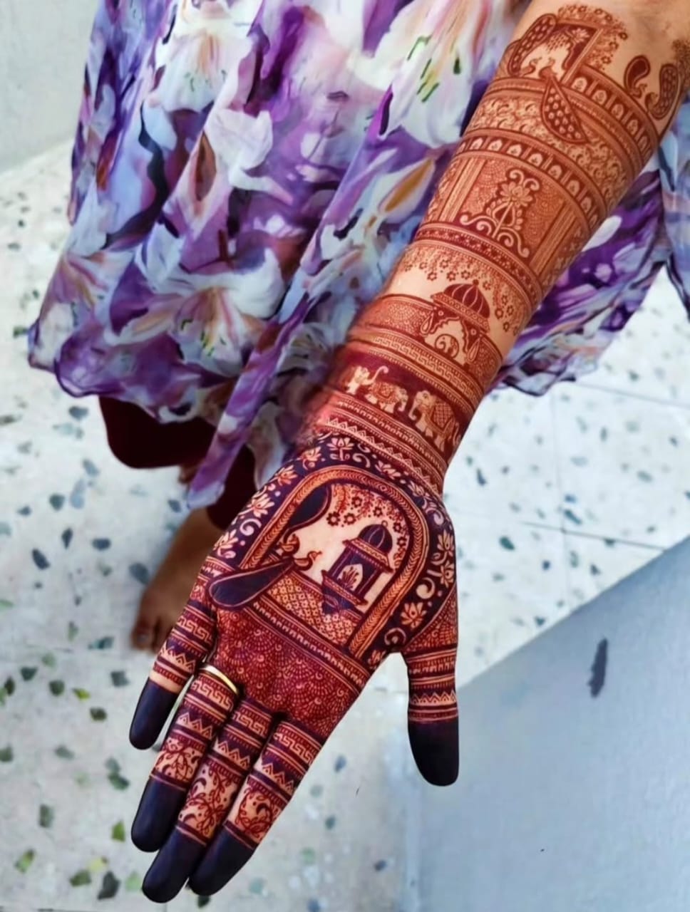 Arabic Mehendi Designs by Best Mehendi Wala Kamothe - Professional Mehendi Artist